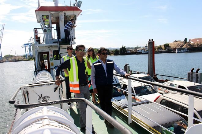 La barcaza Tehuelche inició el servicio de conectividad entre Torobayo y Las Mulatas.