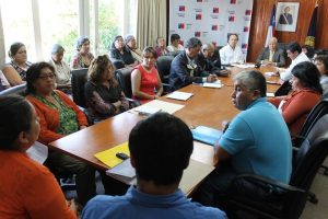 Autoridades se reunieron con dirigentes de comunidades y organizaciones defensoras del Humedal de Trumao y cuenca del Río Bueno