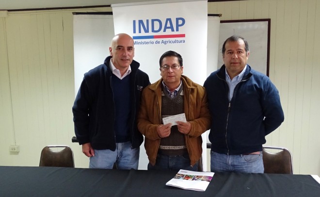 INDAP área Paillaco entregó indemnización de seguro agrícola a agricultor Prodesal