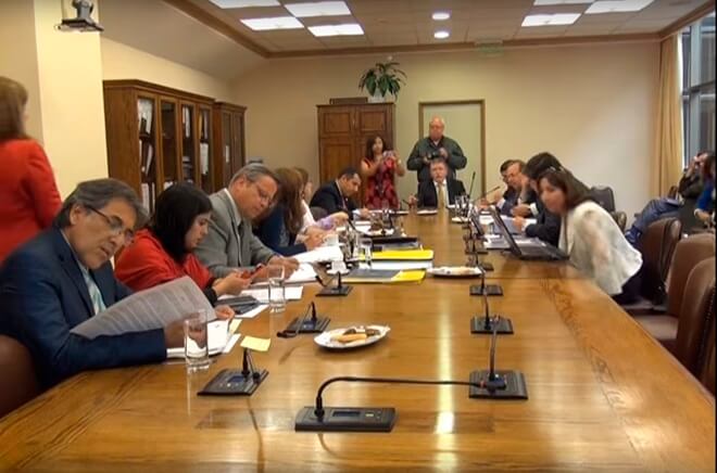 Comisión de Salud solicitará a ministra Castillo esclarecer desvío de fondos en Los Ríos: Diputado Berger (RN) expuso los antecedentes