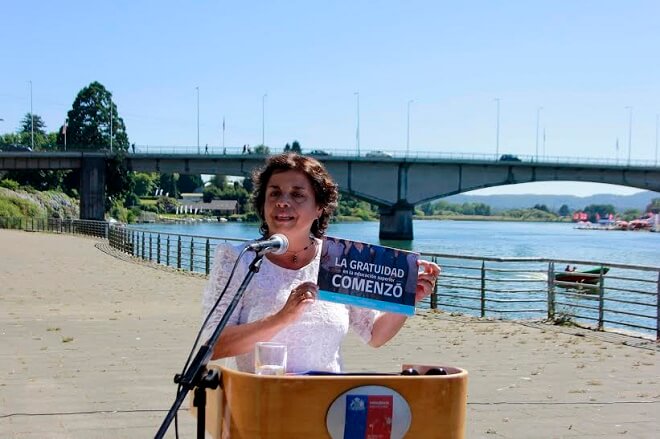 Ministra de Minería encabezó conversatorio ciudadano sobre gratuidad en Valdivia   