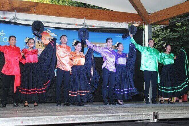 Festival folclórico mostró parte de la cultura latinoamericana a través de sus danzas