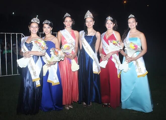 Con música, humor y fuegos artificiales Melissa Barrientos se coronó como la Reina Semana Unionina 2016
