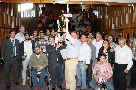 Municipio de Valdivia homenajeó a Campeones Nacionales de Básquetbol