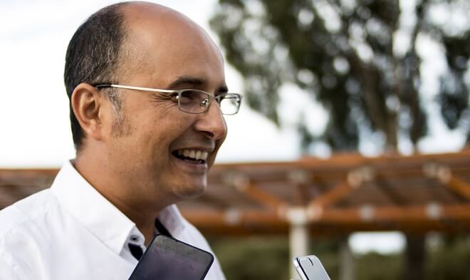 ILabaca compromete voto programático para su futura gestión como alcalde de Valdivia