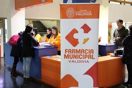 Farmacia Municipal de Valdivia supera el centenar de inscritos