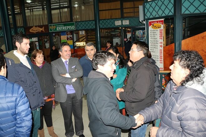 Aplicarán reducción de costos a locatarios del Mercado Municipal de Valdivia