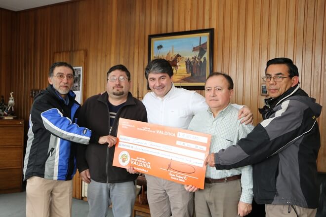 Municipalidad entregó recursos al Cuerpo de Bomberos de Valdivia