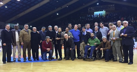 Municipio reconoció a figuras históricas del Basquetbol valdiviano