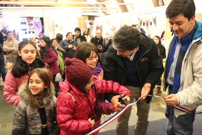 Con exclusivo desfile de modas infantil se inauguró nueva versión de  Expo Niños Valdivia