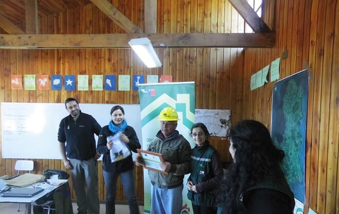 Habitantes de Isla Huapi conformaron consejo comunitario para prevenir los incendios forestales