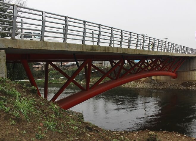 MOP hace buena evaluación de la puesta en servicio del puente Purulón en Lanco