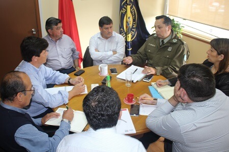 Autoridades coordinaron plan de seguridad pública para el cierre de la temporada de verano en Valdivia