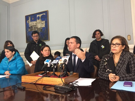 Senador Felipe Harboe junto a senadora Muñoz y diputada Rubilar denuncian vulneraciones a los DDHH en rubro de Call Center