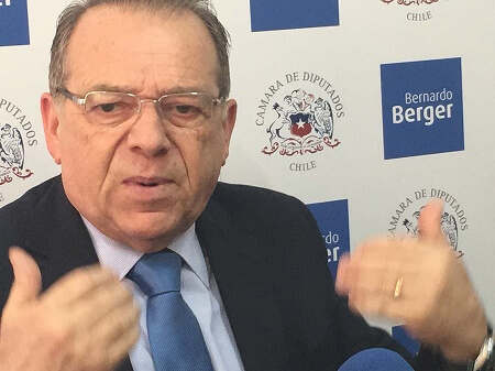 Berger tildó de “acertada” decisión de Tribunales que denegó sobreseimiento a ministro Undurraga por caso Puente Cau-cau
