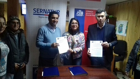 Sernatur y Conadi firman convenio de colaboración para fortalecer turismo indígena en la Región de Los Ríos