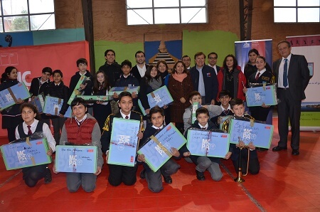 878 Alumnos de Colegios Públicos de Valdivia recibieron computadores del Programa  Me Conecto Para Aprender