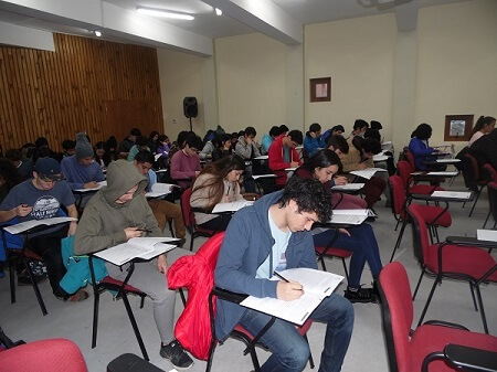 Masiva asistencia de estudiantes a ensayo PSU realizado en el Campus Patagonia de la UACh