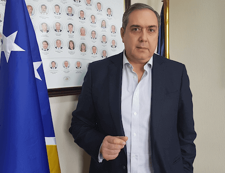 Senador Bianchi logra que cámara de diputados apruebe proyecto que crea feriado el 21 de septiembre para Chiloé y Magallanes