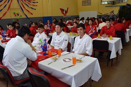 Alumnos de educación técnica realizan intercambios con otras comunas en La Araucanía
