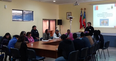 Algueros recibirán apoyo para capacitaciones y giras tecnológicas gracias al Programa de Zona de Rezago de Arauco