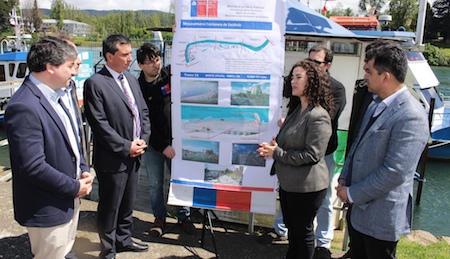 Directora nacional de Obras Portuarias anuncia que en diciembre se inicia reposición de la Costanera de Valdivia