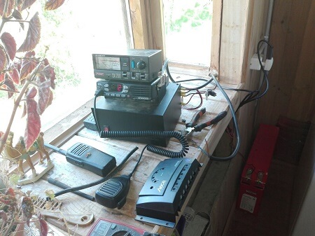 Vecinos se capacitan para uso de radios que se entregarán para mejorar la comunicación de sectores aislados de Puerto Varas