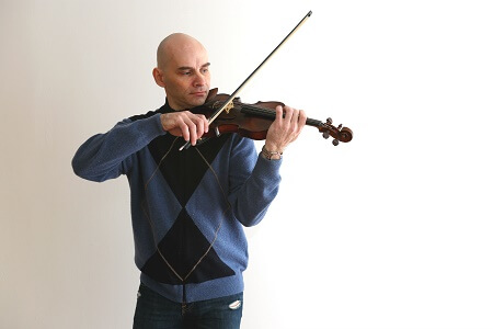 Concierto del violinista Dmitry Kolbasenkov en Aula Magna UACh