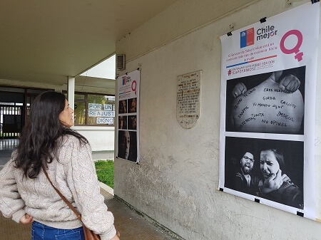 Con muestra fotográfica buscan sensibilizar a la comunidad chilota por conmemoración del día internacional de la no violencia contra la mujer