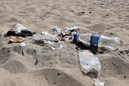 En el Día de la Tierra, WWF Chile llama a reducir la producción, uso y consumo de plásticos