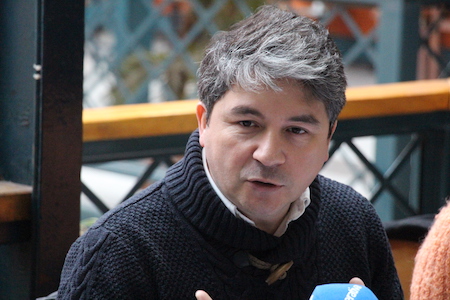 Alcalde solicita agilizar gestiones para la construcción de la Feria Central en Valdivia