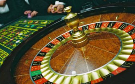 Cámara de Comercio y CNC llaman a alcalde de Puerto Montt a mantener duras medidas contra “casinos populares”