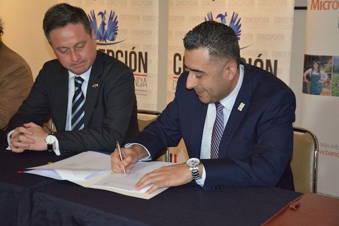 Santo Tomás y Municipalidad de Concepción firman convenio a favor del comercio y el emprendimiento