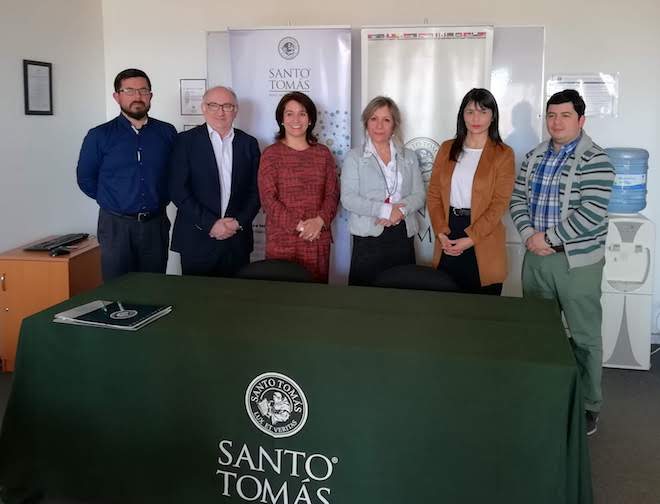 Estudiantes de Institución Santo Tomás podrán ejercer prácticas laborales en empresas asociadas a la Cámara de Comercio e Industrias de Valdivia