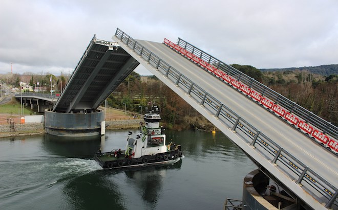 Apertura de puente Cau Cau para paso de nave Don Juan II, se adelanta para este sábado 20 de octubre