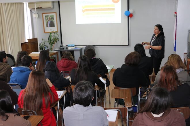 Servicio de Salud Valdivia capacitó a funcionarios de hospitales sobre ley de compras públicas