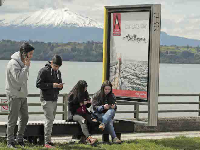 Centro de Puerto Varas está iluminado virtualmente con red de Wi Fi gratuito