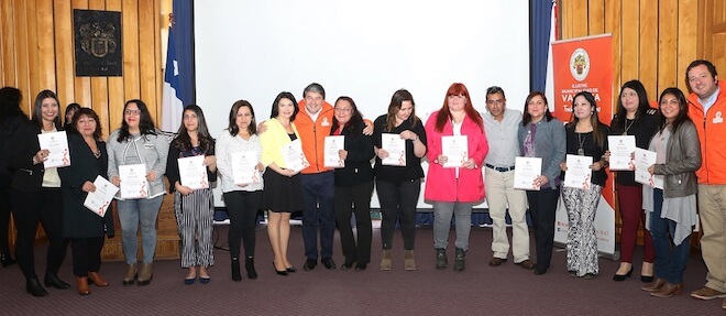 Municipalidad de Valdivia entregó formación en oficios y certificó a sus participantes