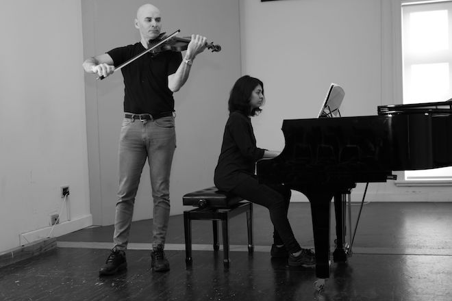 El violinista Dmitry Kolbasenkov y la pianista Catalina Arteaga ofrecerán Concierto en Valdivia
