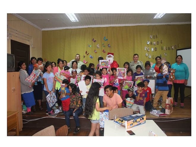 Carabineros de Patrulla de Atención a Comunidades Indígenas celebraron Navidad con niños de Trafún