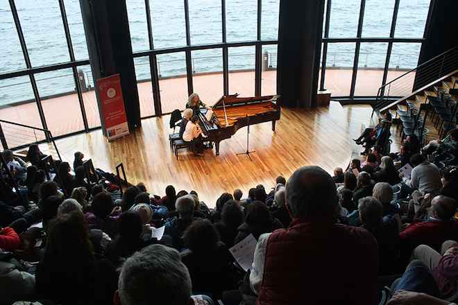 Concierto de piano semanas musicales de Frutillar con las maestras Evelyne Brancart y Paulina Zamora
