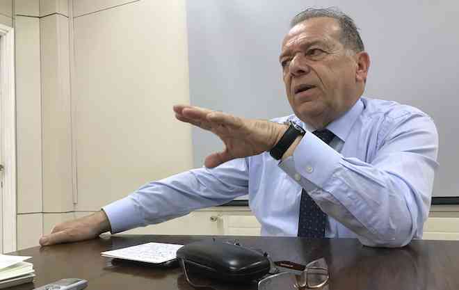 Anuncio presidencial de disponer de FF. AA. para garantizar la paz social sin necesidad de estado de excepción constitucional fue tomado con cautela por diputado Berger