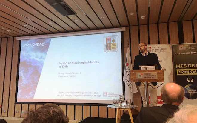 Académico de Ingeniería Naval UACh expone potencialidades de energía marina en mesa de expertos organizada por el Colegio de Ingenieros de Chile