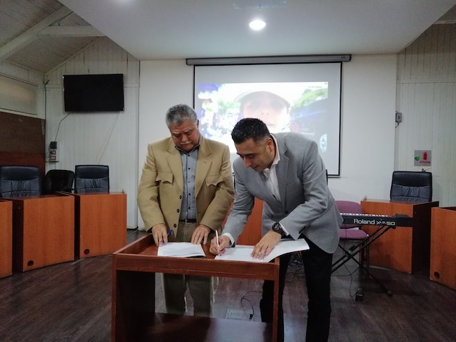 IP Santo Tomás firma convenio colaborativo con Municipio de San Pedro de la Paz