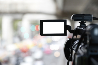 Carreras de la UST abordan nueva ley de entrevista videograbada en proceso pericial de la infancia