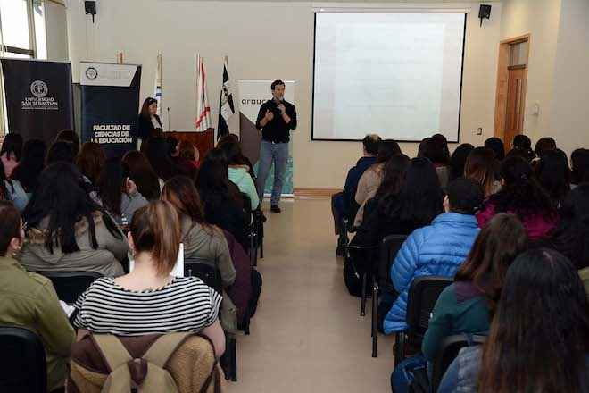 USS potencia el dominio lector junto a Fundación Educacional Arauco