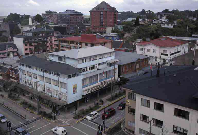 Declaran admisible recurso judicial para dejar sin efecto retroceso de Puerto Varas a fase 2