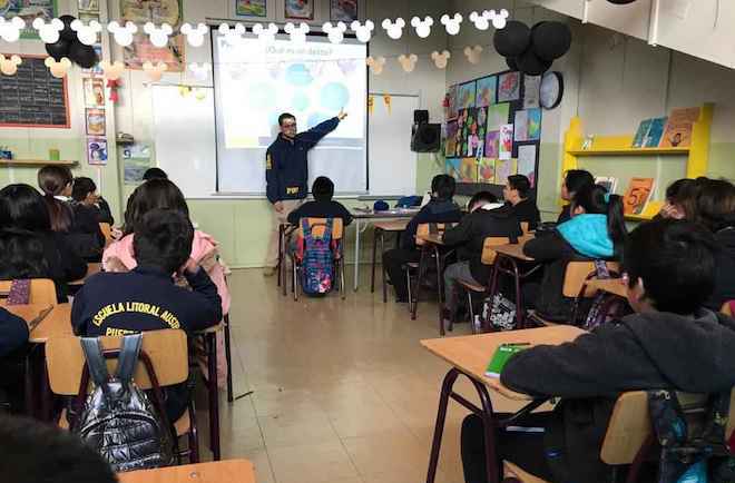 Bicrim Aysén ofreció charlas educativas sobre ciberbullying a escolares