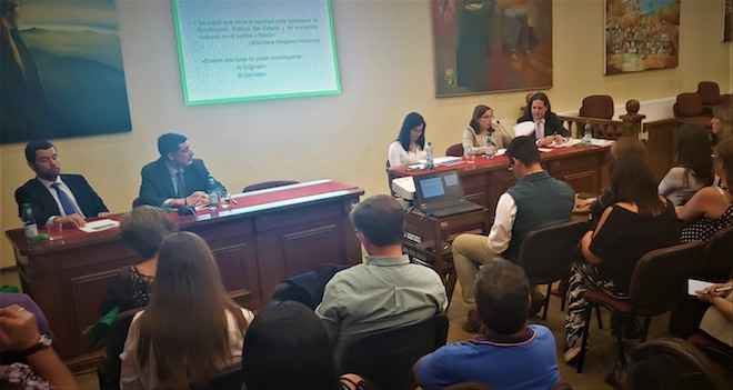 Municipio de Temuco desarrolla el primer conversatorio formativo ciudadano con dirigentes vecinales