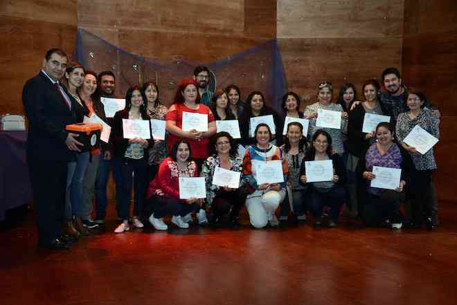 Enfermería USS capacitó en primeros auxilios a profesores y funcionarios de diversos colegios de Valdivia